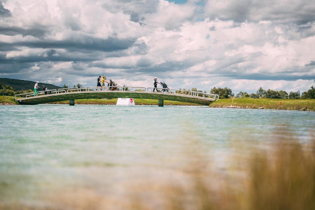 Theodora Golf Club Hotel Алба Юлия Екстериор снимка